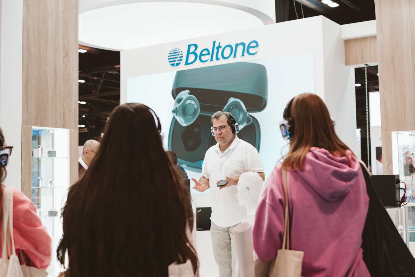 Grupo GN y sus marcas siguen creciendo y demuestran en ExpoÓptica que el futuro de la Óptica es la Audiología
