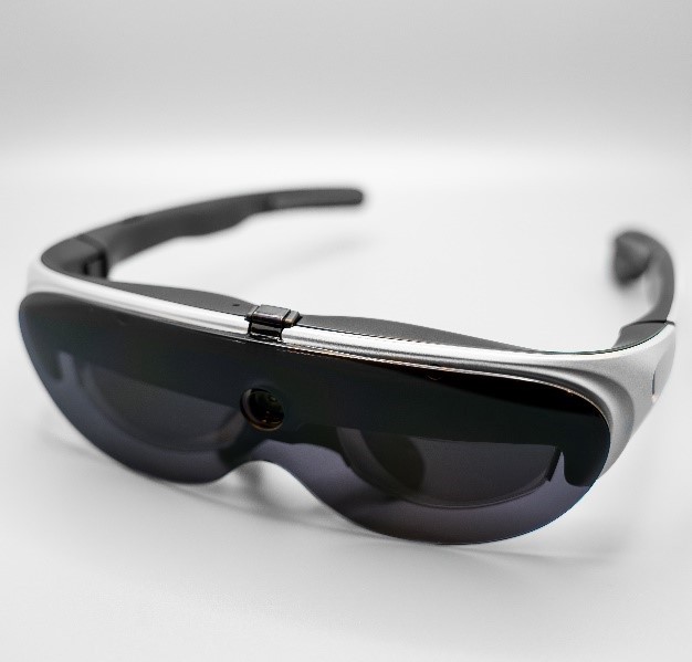 Eyedaptic presenta EYE6 con Ivy