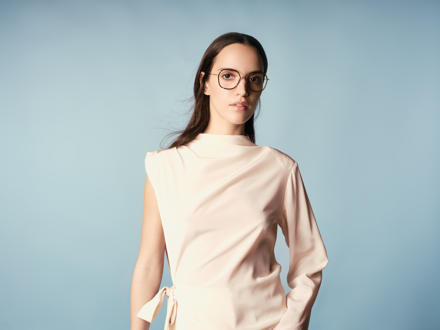 Dynamic Colourwave Contour: estética contemporánea y funcionalidad en equilibrio